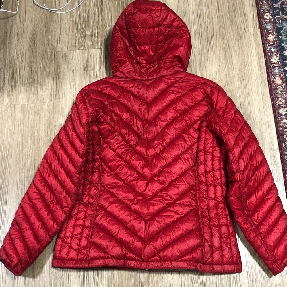 Michael Kors Red lightweight packable Hooded Puff… - image 5